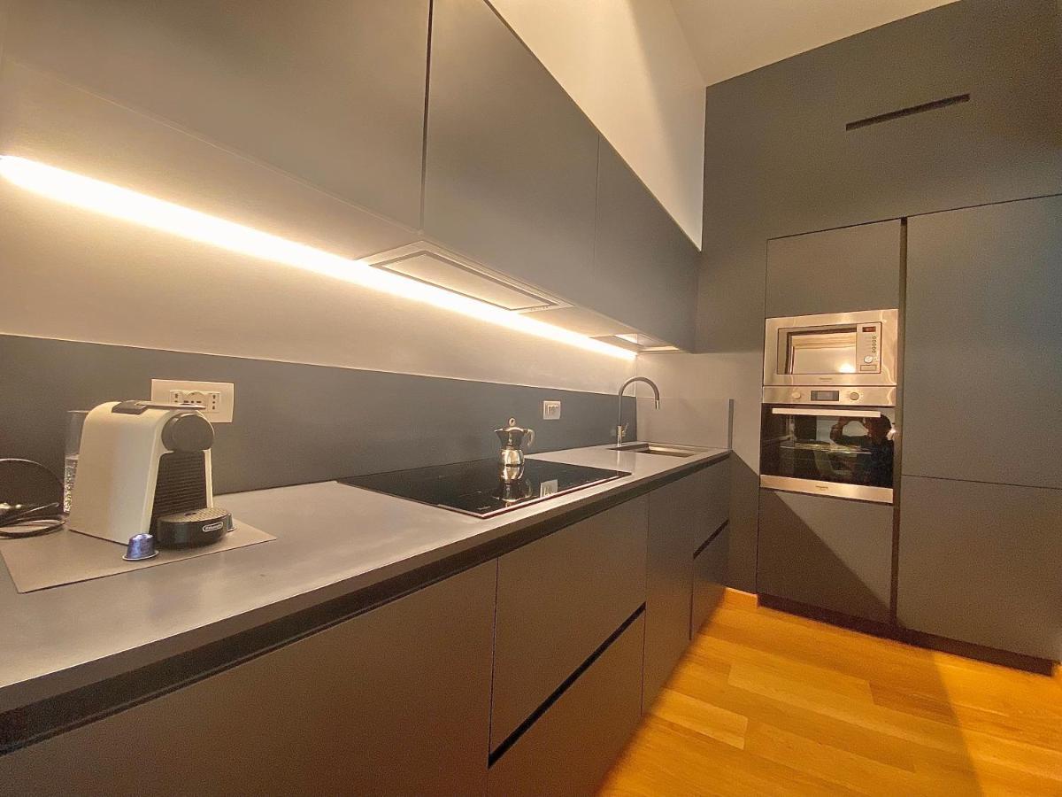 Amazing San Lorenzo 19, Rolli Palace Unesco - Stunning View Overlooking The Cathedral - Free Private Parking- Genova Eksteriør bilde